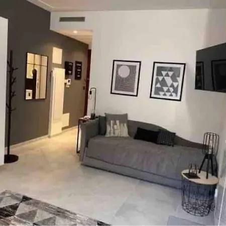 Studio De La Plage, Au Bord De La Mer Apartment