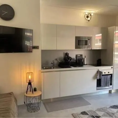 Studio De La Plage, Au Bord De La Mer Apartament *